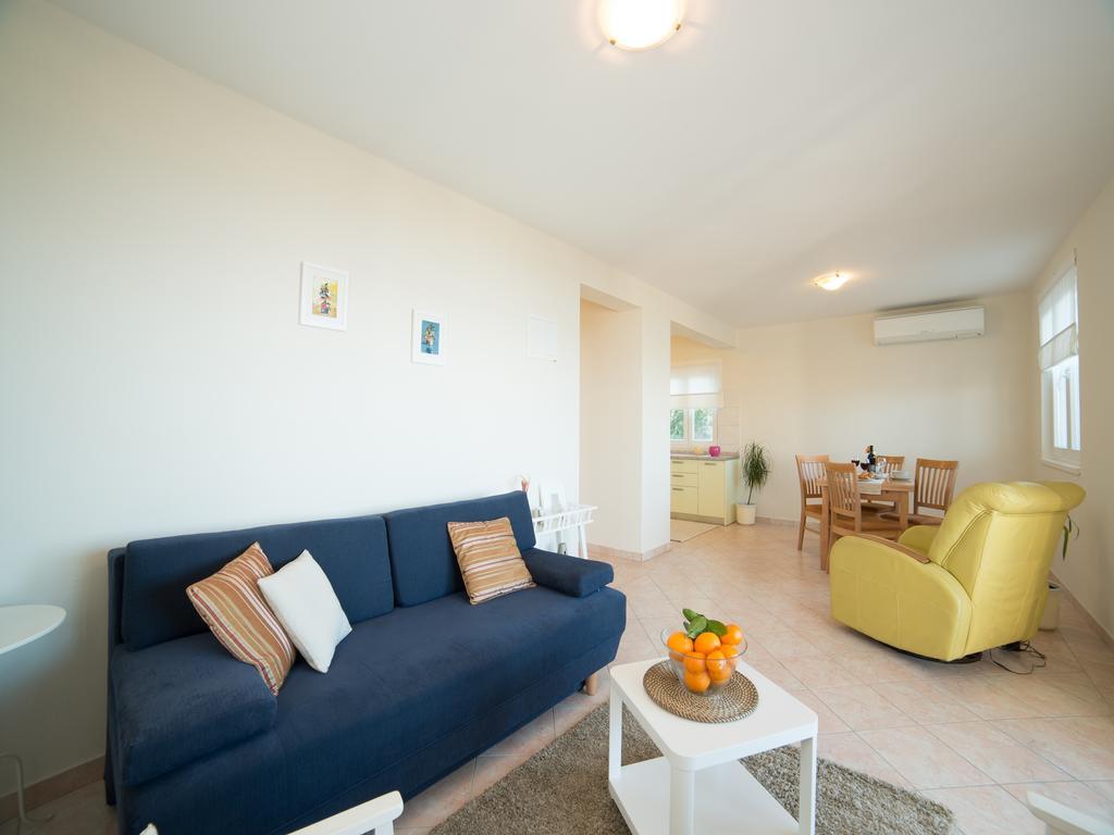 Holiday House Mareta, Sea View Dragove Buitenkant foto