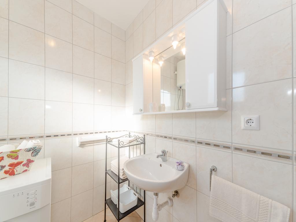 Holiday House Mareta, Sea View Dragove Buitenkant foto